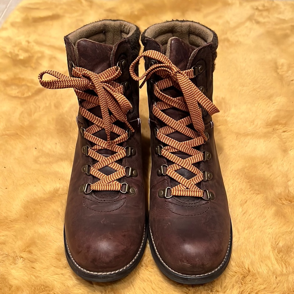 Kodiak Surrey waterproof combat boot